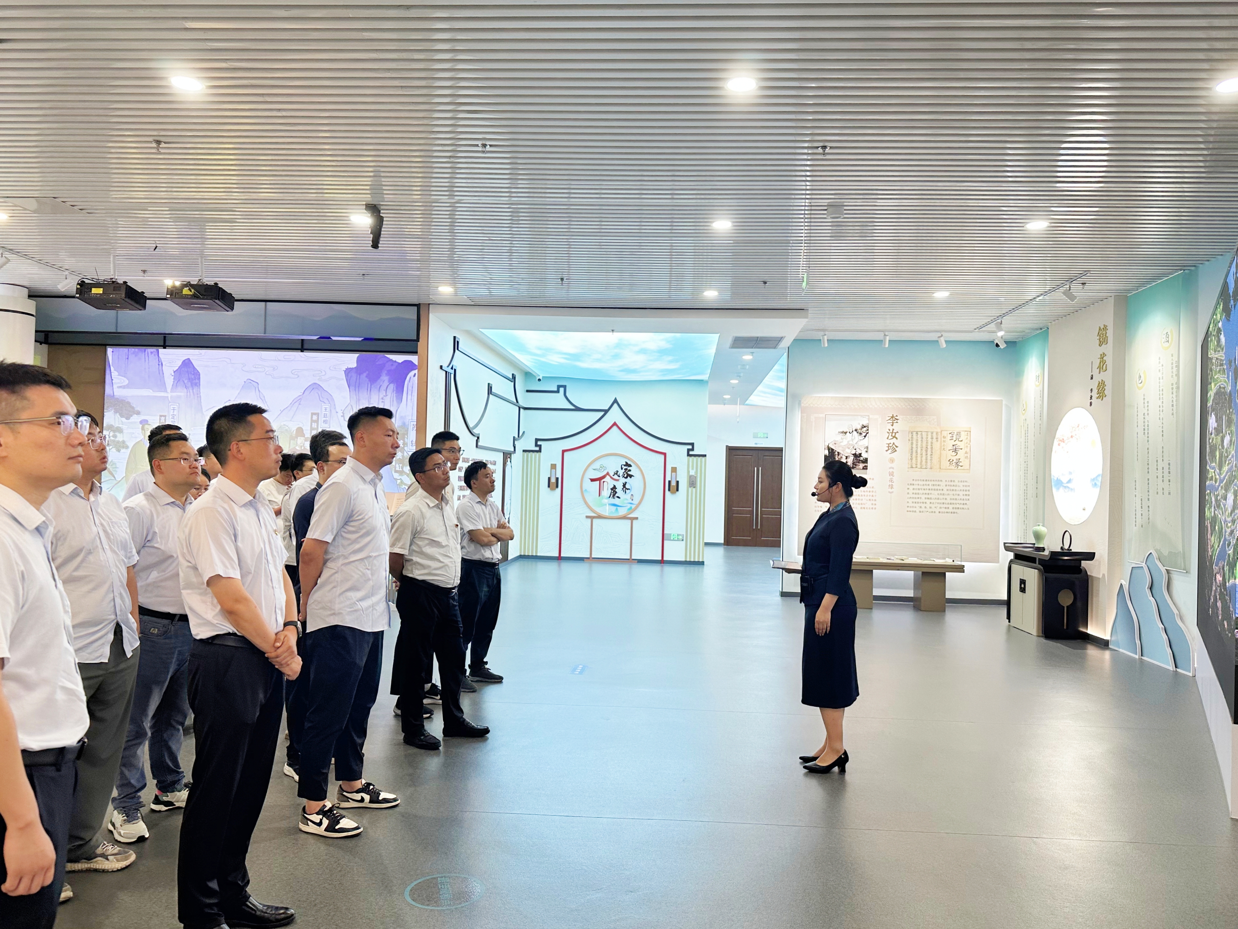 1755242877599350.jpg 1755242877599350.jpg